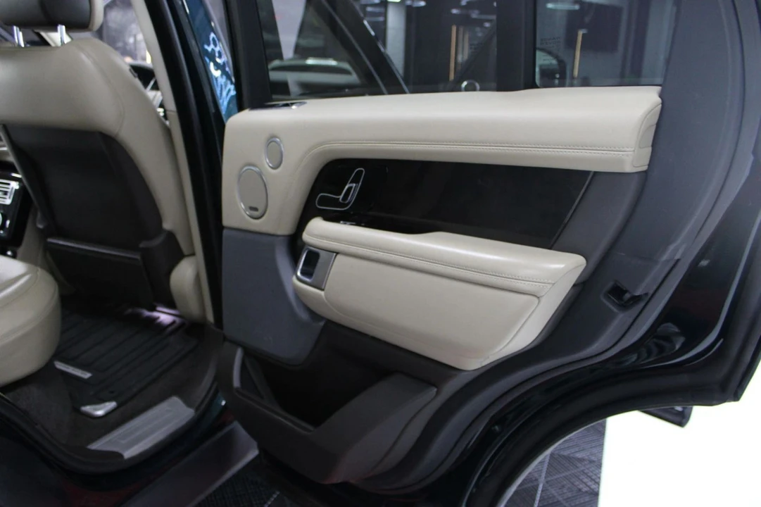 2020 Land Rover Range Rover L405 - Image 16 of 23