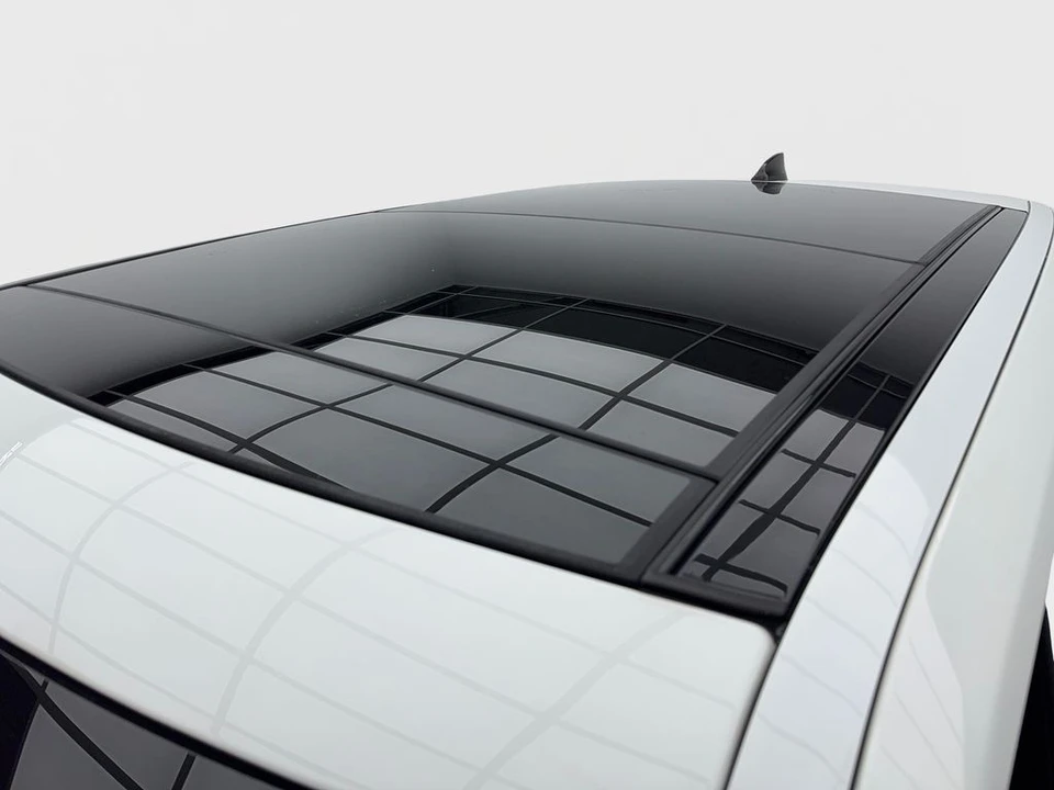 2020 Land Rover Range Rover L405 - Image 14 of 31