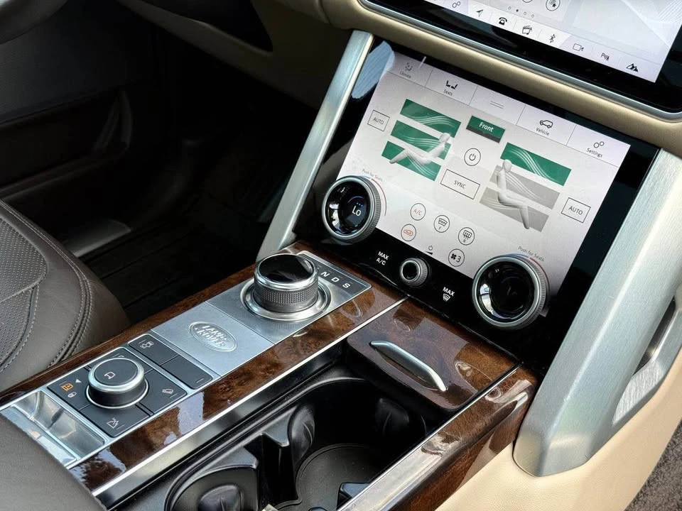 2020 Land Rover Range Rover L405 - Image 11 of 20