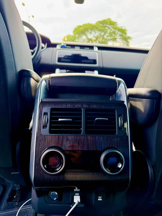 2020 Land Rover Range Rover L405 - Image 7 of 14