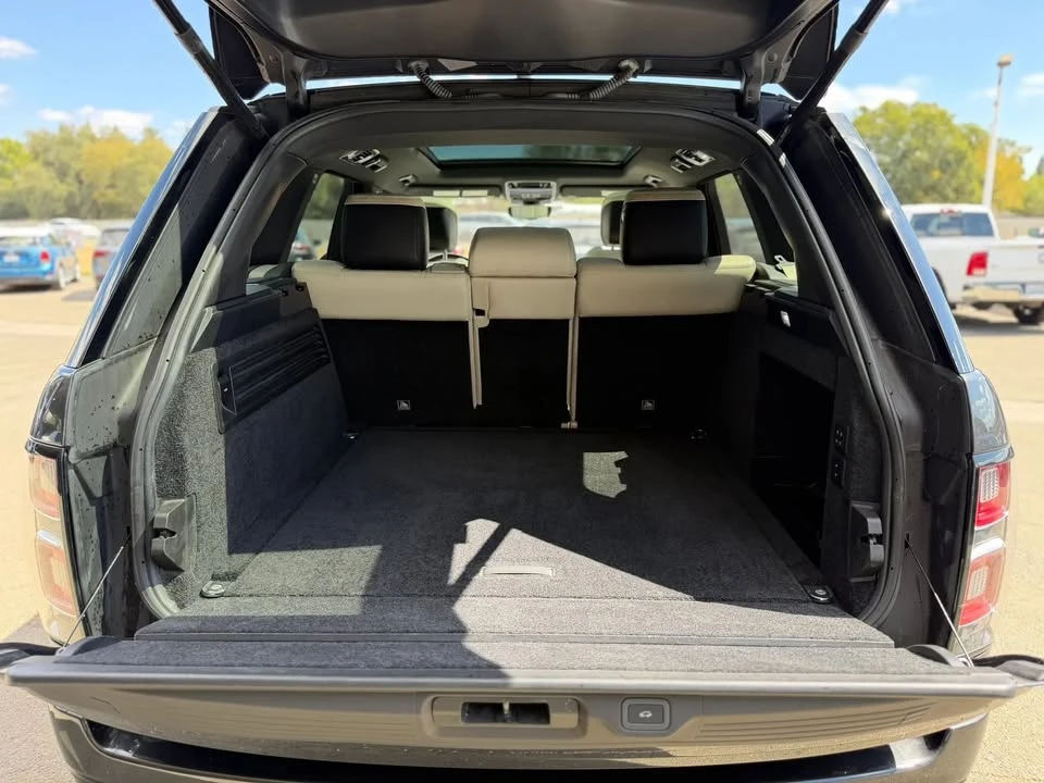 2020 Land Rover Range Rover L405 - Image 17 of 18