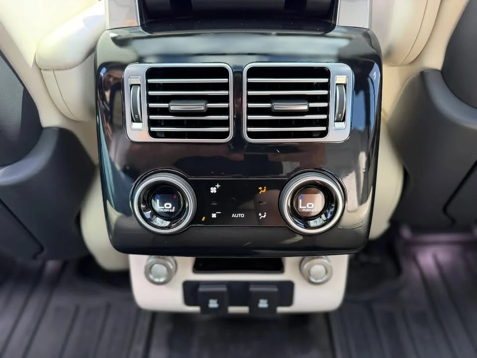2020 Land Rover Range Rover L405 - Image 16 of 18