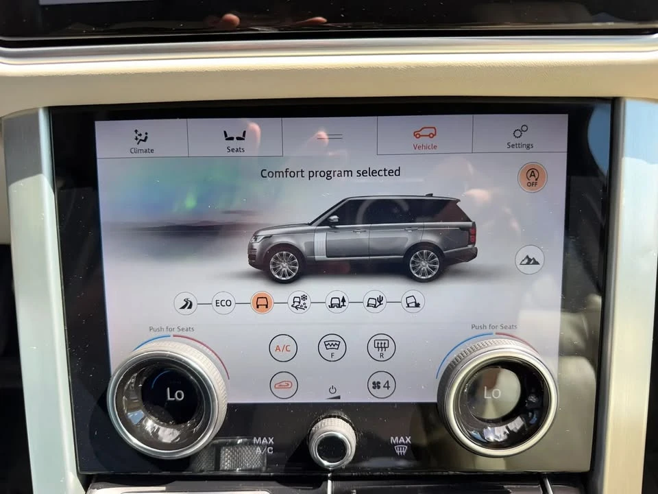 2020 Land Rover Range Rover L405 - Image 12 of 18