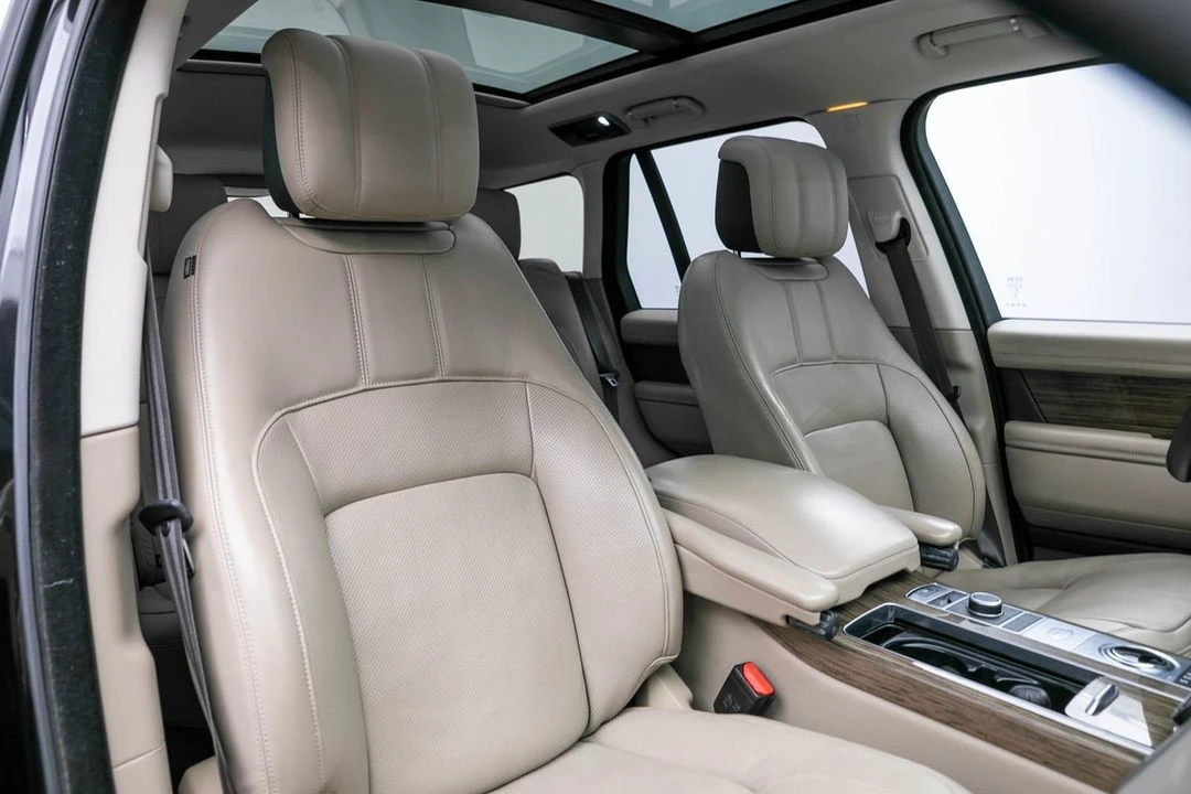 2020 Land Rover Range Rover L405 - Image 18 of 31