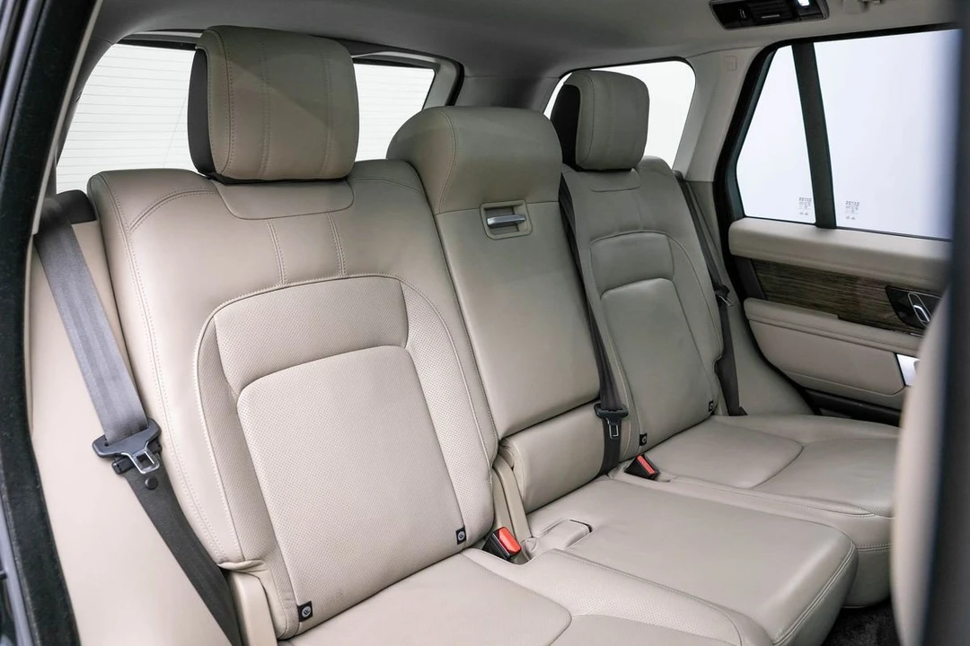 2020 Land Rover Range Rover L405 - Image 19 of 31