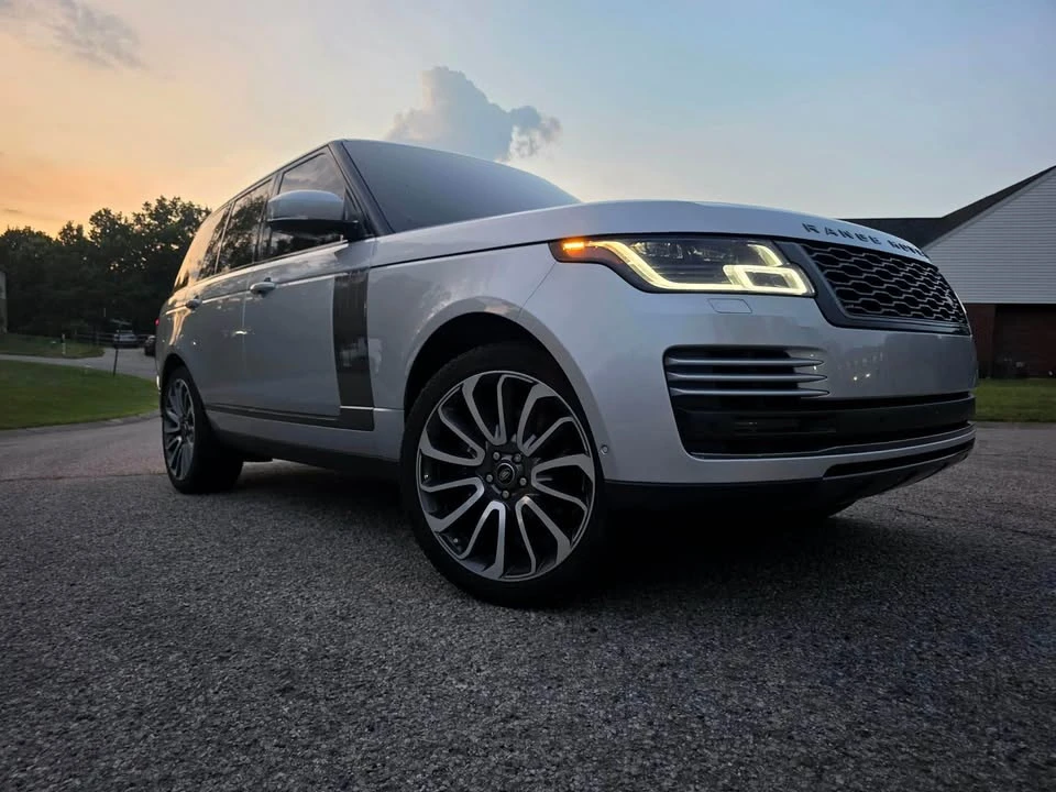 2020 Land Rover Range Rover L405 - Image 17 of 18