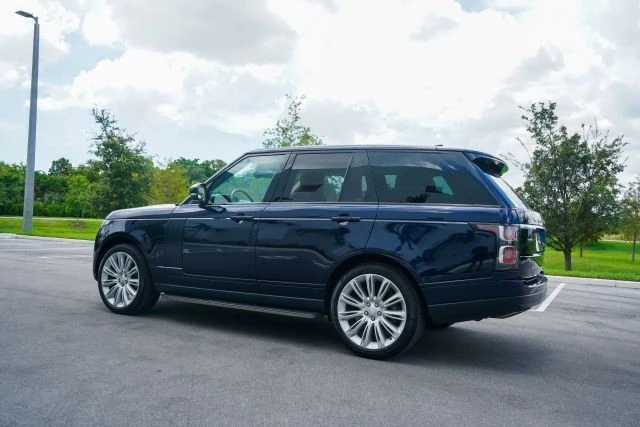 2020 Land Rover Range Rover L405 - Image 19 of 31