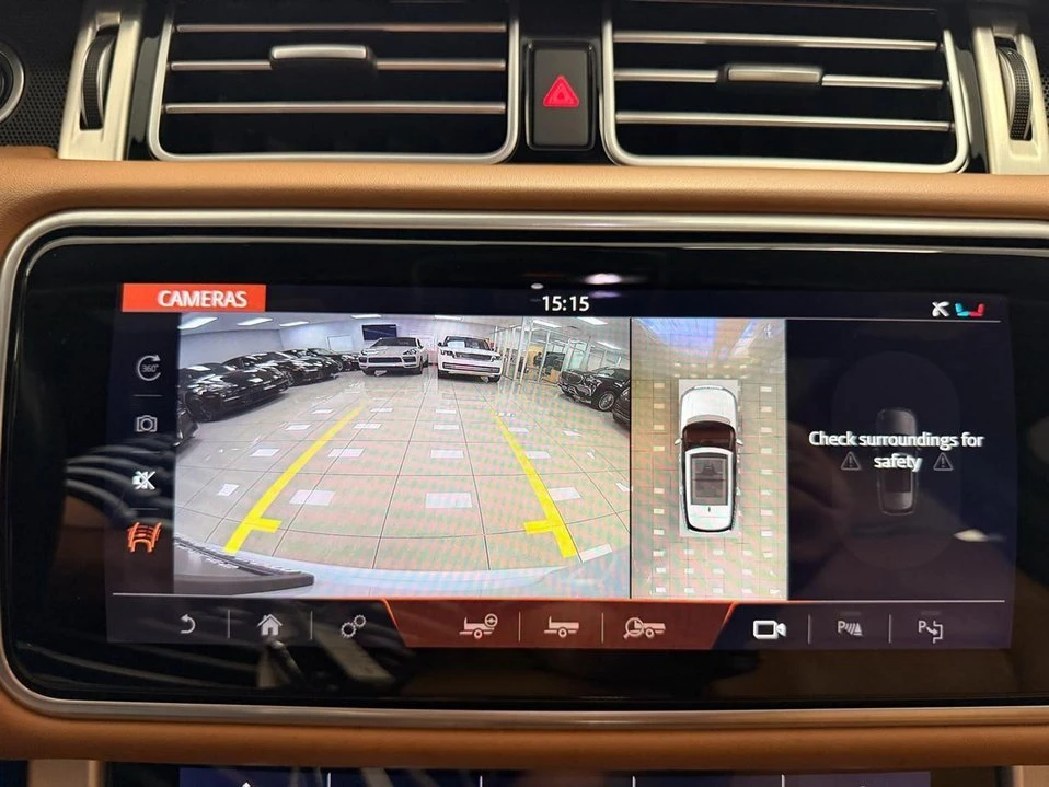 2020 Land Rover Range Rover L405 - Image 18 of 20