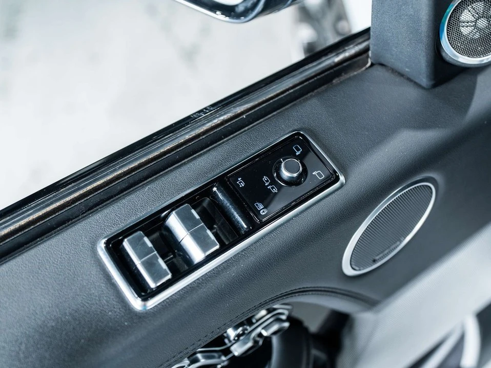 2020 Land Rover Range Rover L405 - Image 11 of 20