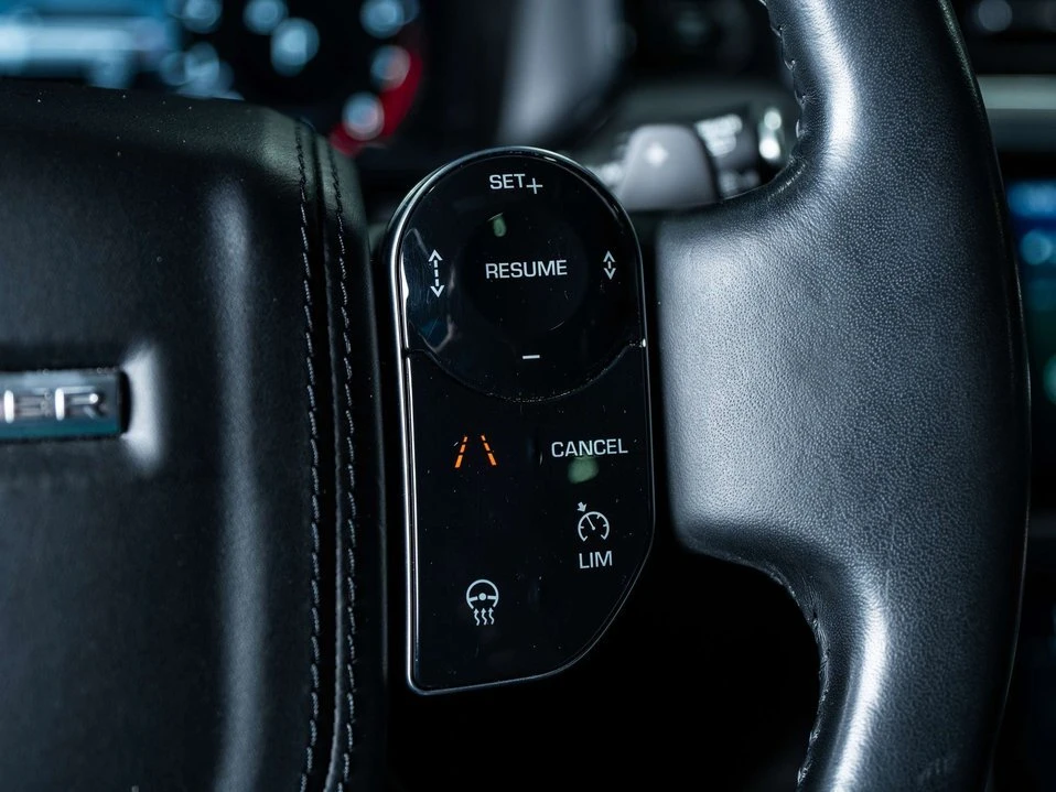 2020 Land Rover Range Rover L405 - Image 18 of 20