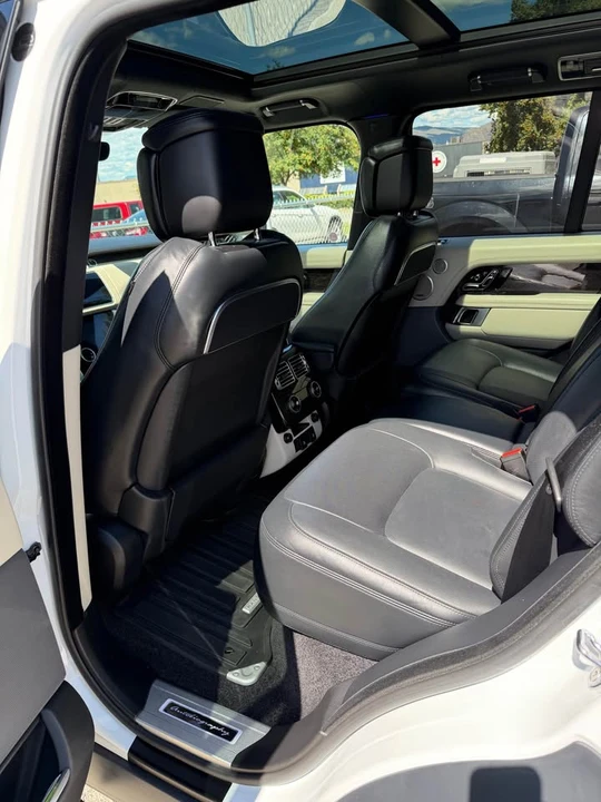 2020 Land Rover Range Rover L405 - Image 17 of 19