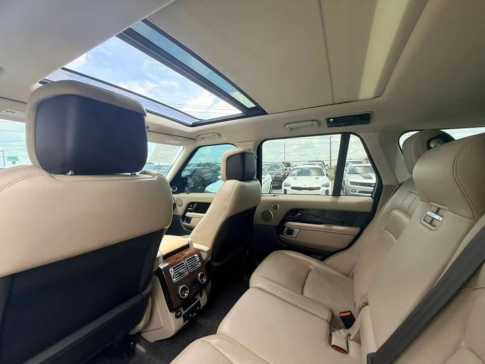 2020 Land Rover Range Rover L405 - Image 17 of 20