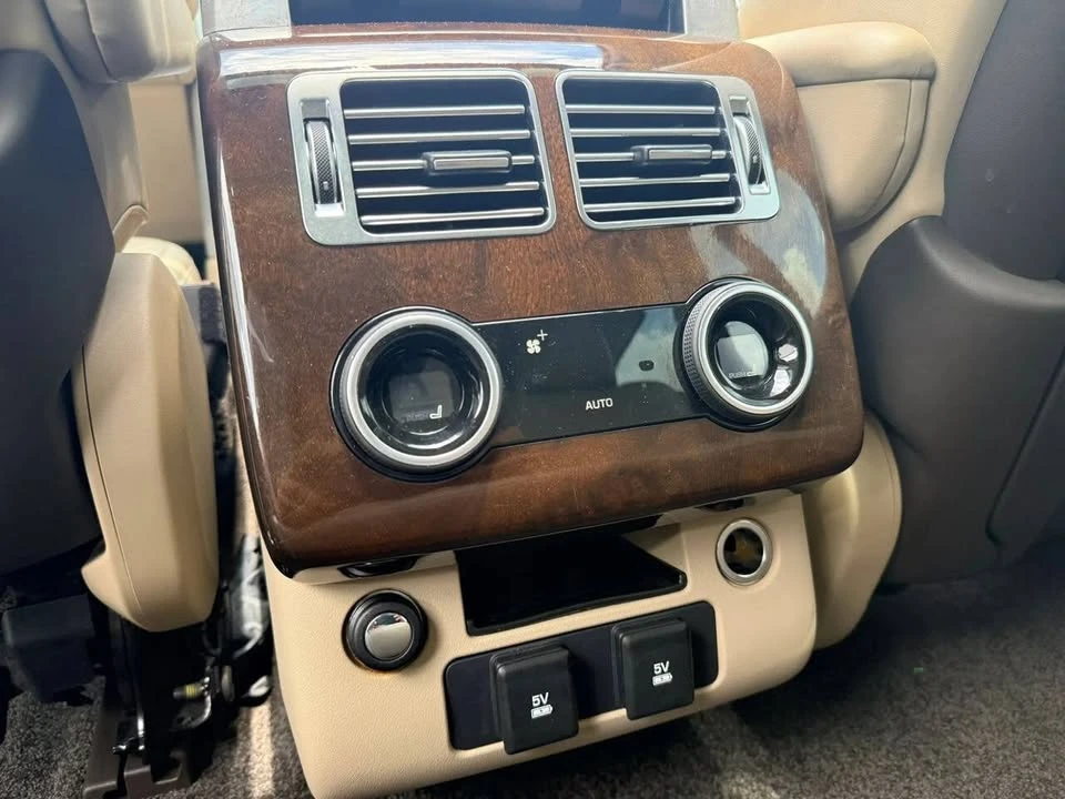 2020 Land Rover Range Rover L405 - Image 18 of 20