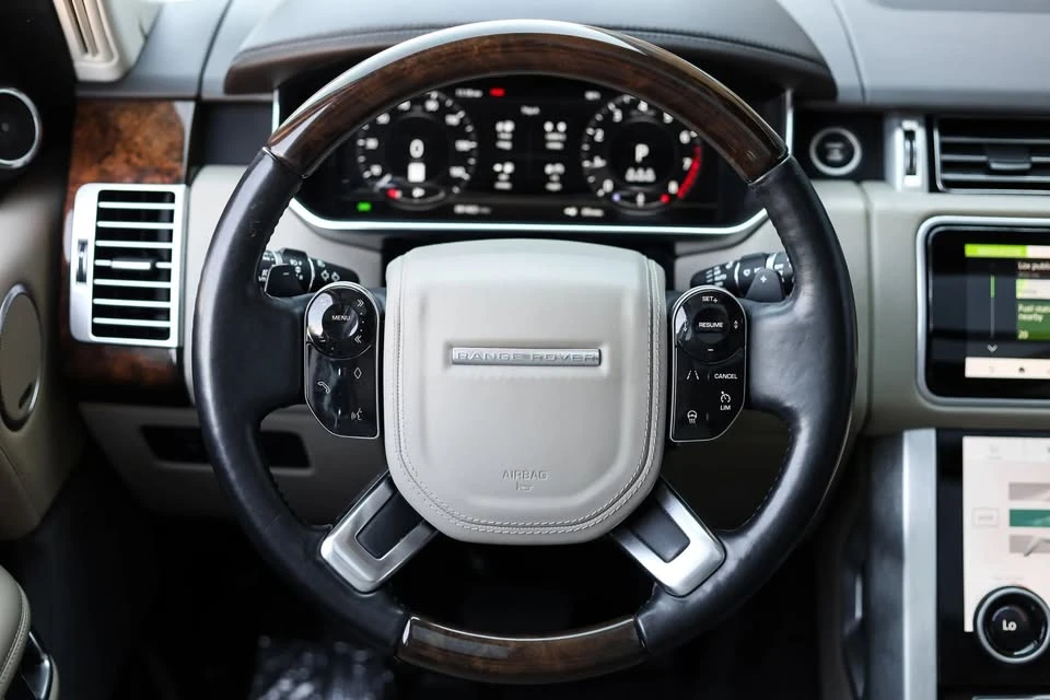 2020 Land Rover Range Rover L405 - Image 4 of 20