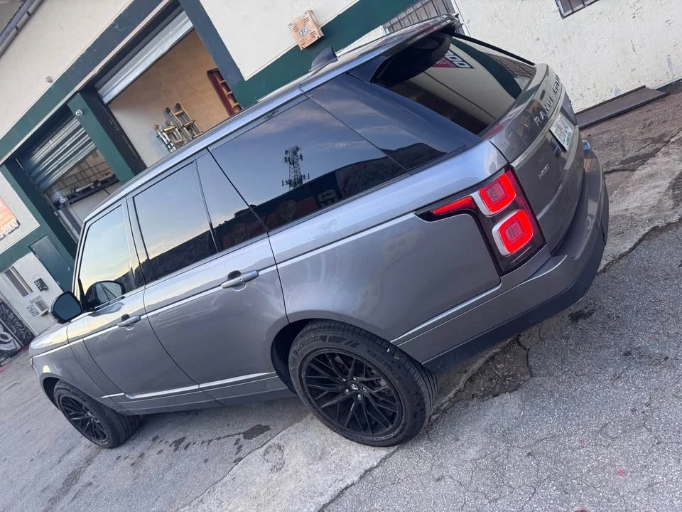 2020 Land Rover Range Rover L405 - Image 2 of 8