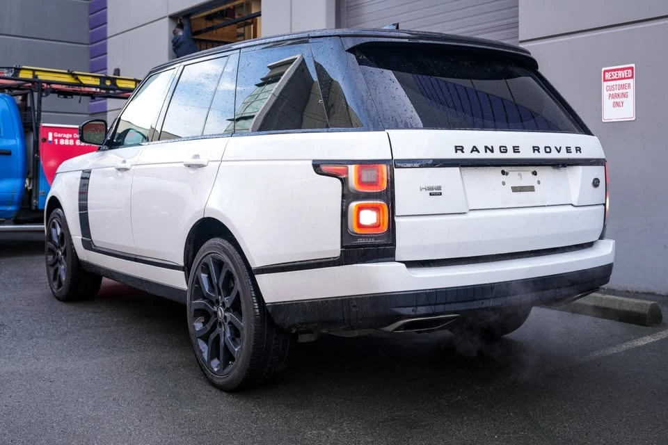 2020 Land Rover Range Rover L405 - Image 16 of 20