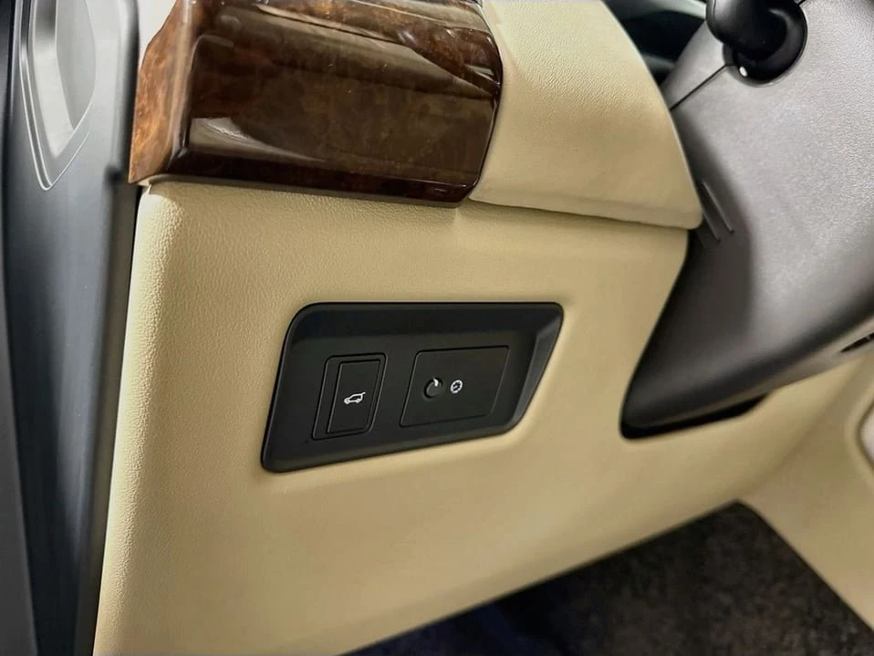 2020 Land Rover Range Rover L405 - Image 10 of 20