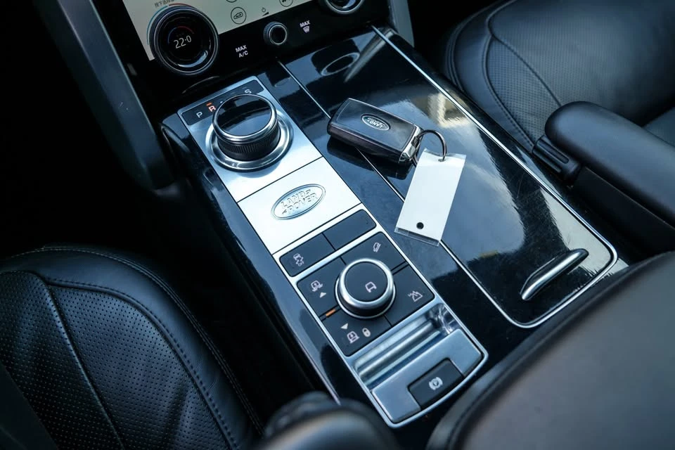 2020 Land Rover Range Rover L405 - Image 6 of 20