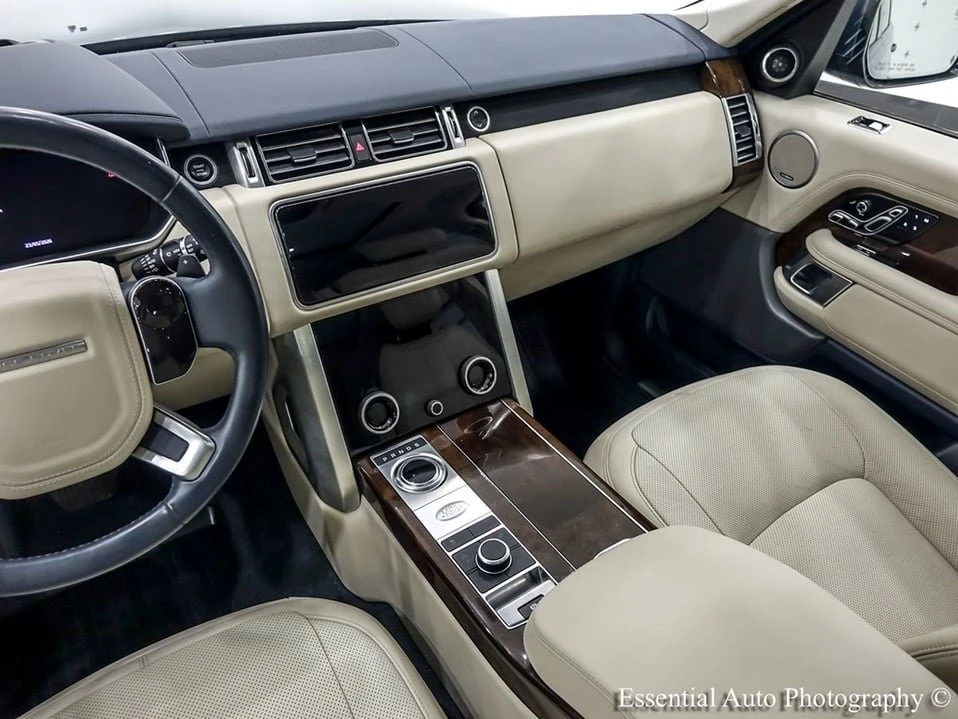 2020 Land Rover Range Rover L405 - Image 17 of 20