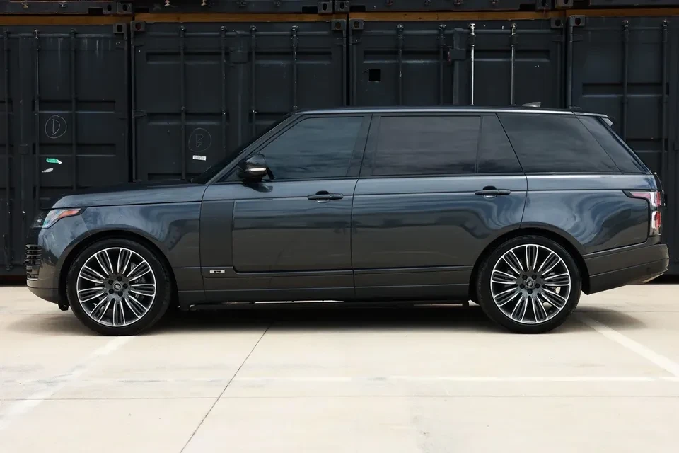 2020 Land Rover Range Rover L405 - Image 2 of 13