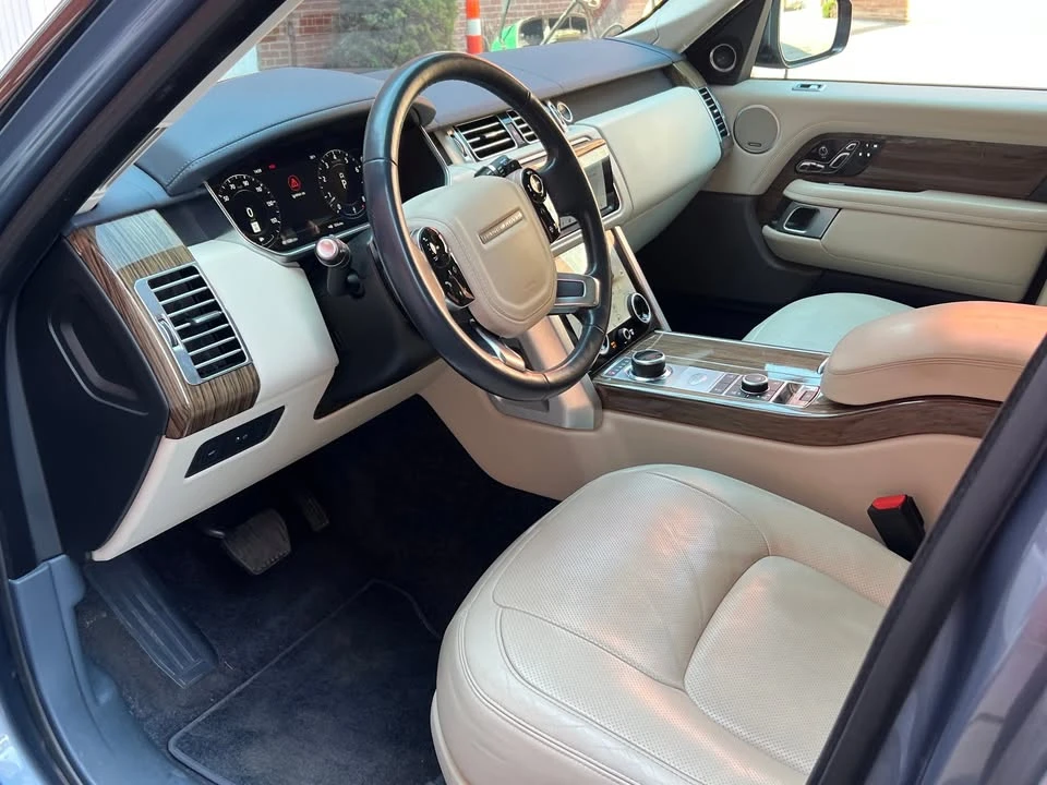 2020 Land Rover Range Rover L405 - Image 7 of 19