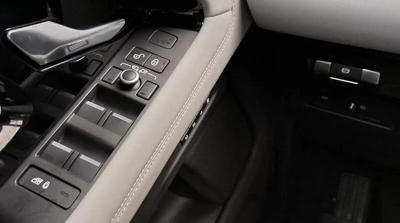 2020 Land Rover Range Rover L405 - Image 8 of 20