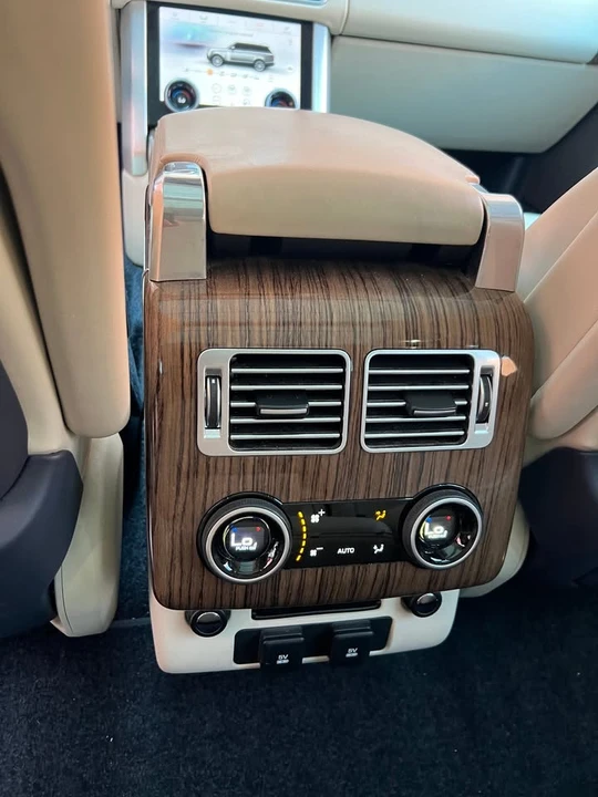 2020 Land Rover Range Rover L405 - Image 16 of 19
