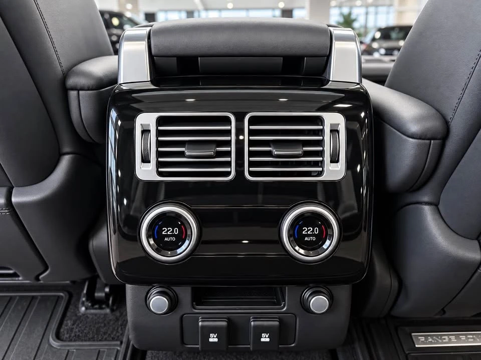 2020 Land Rover Range Rover L405 - Image 18 of 20