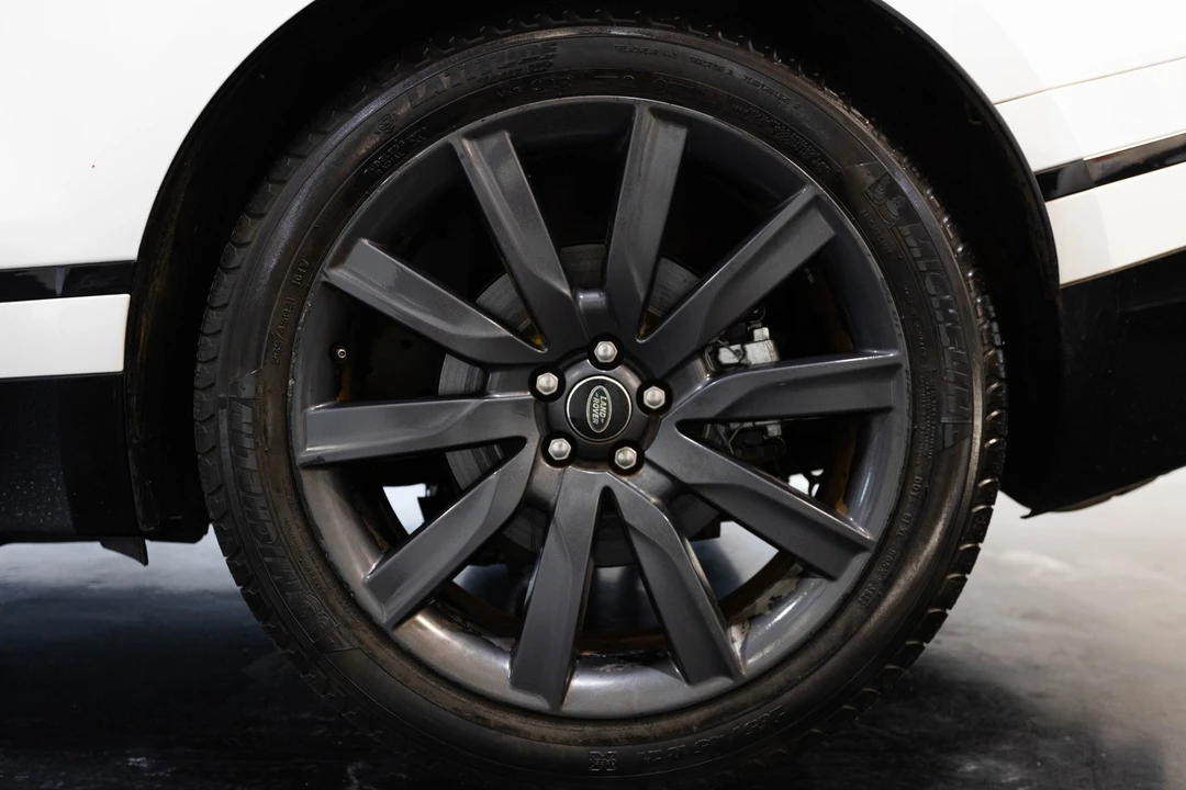 2020 Land Rover Range Rover L405 - Image 10 of 12
