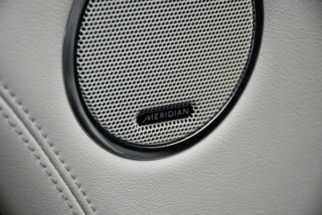 2020 Land Rover Range Rover L405 - Image 17 of 21