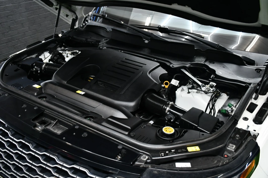 2020 Land Rover Range Rover L405 - Image 13 of 21