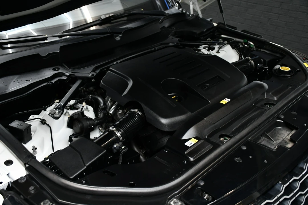 2020 Land Rover Range Rover L405 - Image 12 of 21