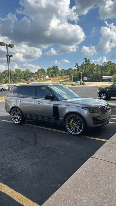 2020 Land Rover Range Rover L405 - Image 5 of 8