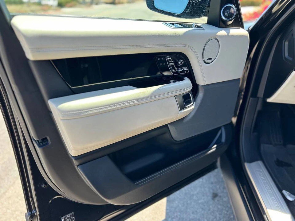 2020 Land Rover Range Rover L405 - Image 9 of 21