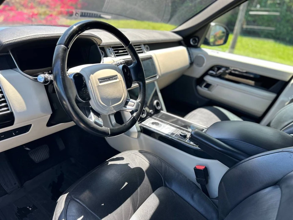2020 Land Rover Range Rover L405 - Image 8 of 21