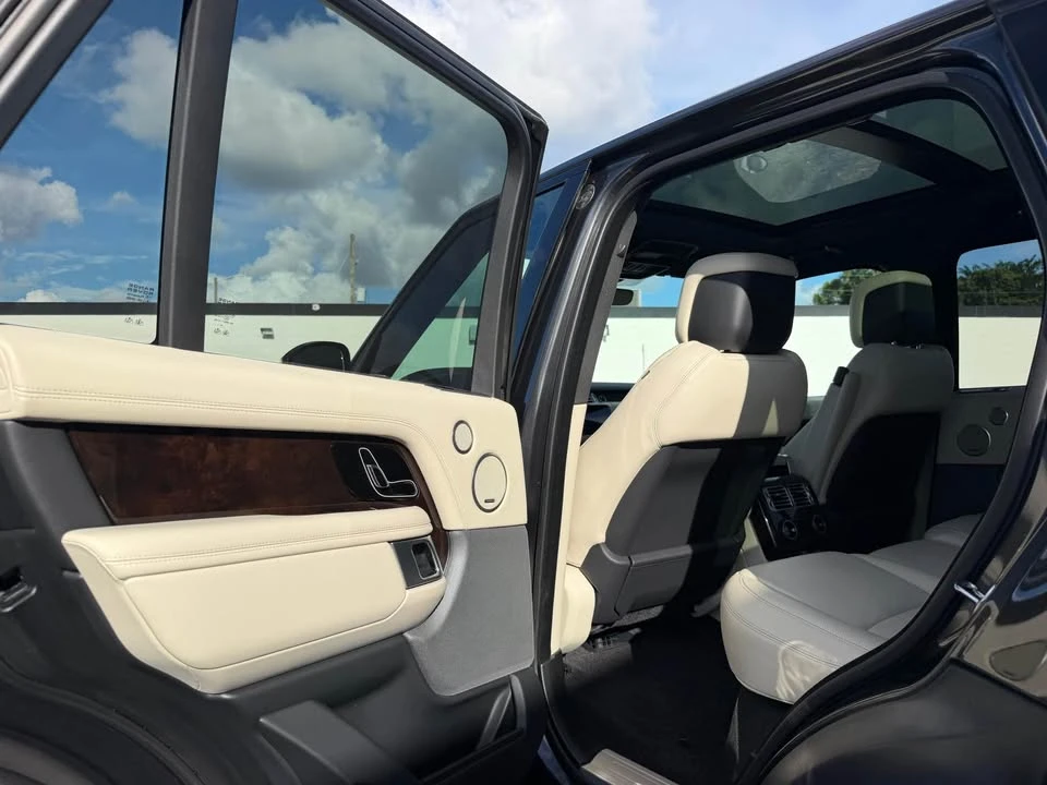 2020 Land Rover Range Rover L405 - Image 11 of 19