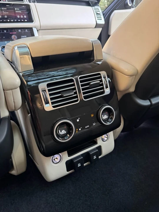 2020 Land Rover Range Rover L405 - Image 13 of 20