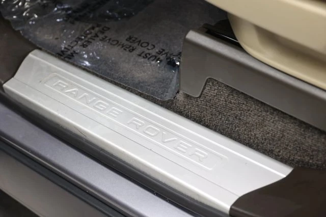2020 Land Rover Range Rover L405 - Image 14 of 31