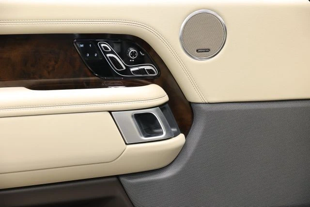 2020 Land Rover Range Rover L405 - Image 11 of 31