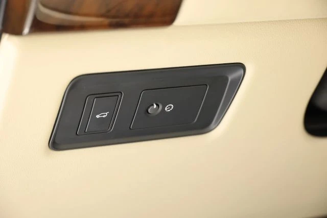 2020 Land Rover Range Rover L405 - Image 21 of 31