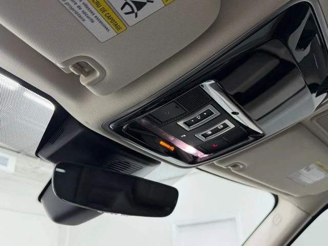 2020 Land Rover - Image 28 of 31