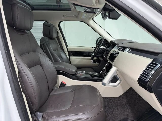 2020 Land Rover - Image 13 of 31