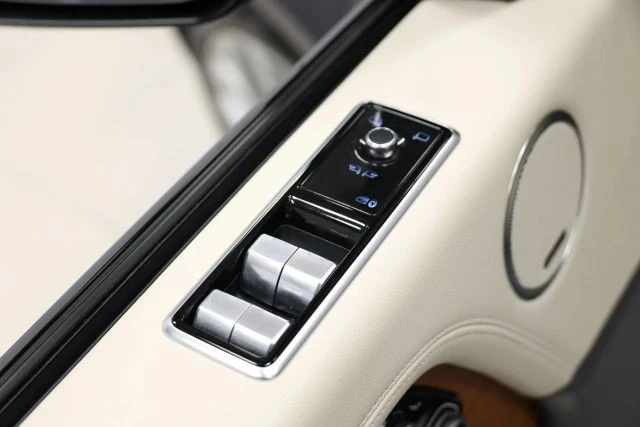 2020 Land Rover Range Rover L405 - Image 12 of 12