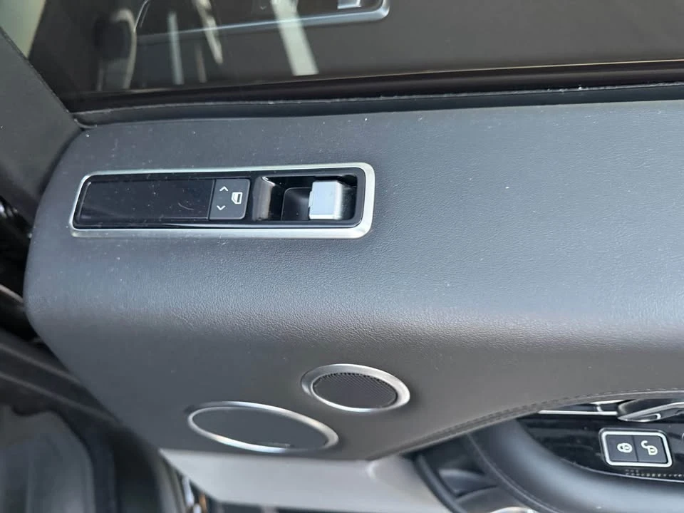 2020 Land Rover Range Rover L405 - Image 17 of 20