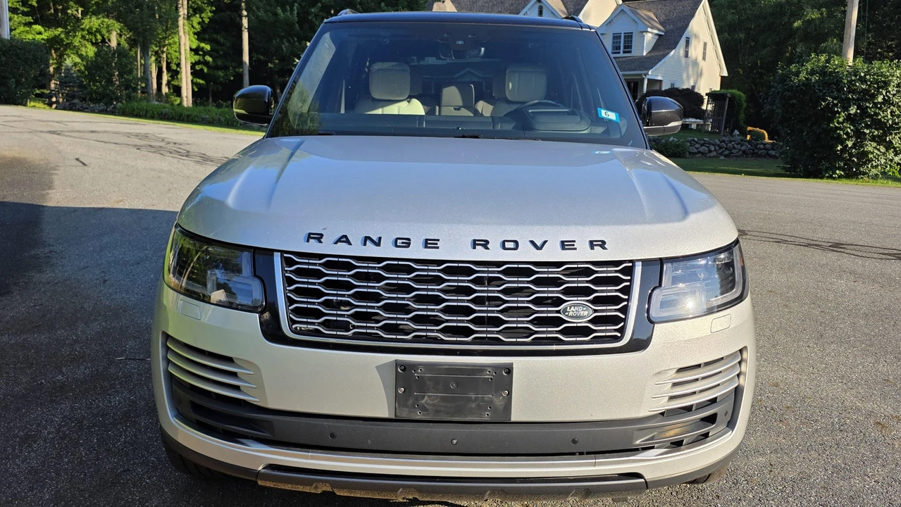 2020 Land Rover Range Rover L405 - Image 6 of 31