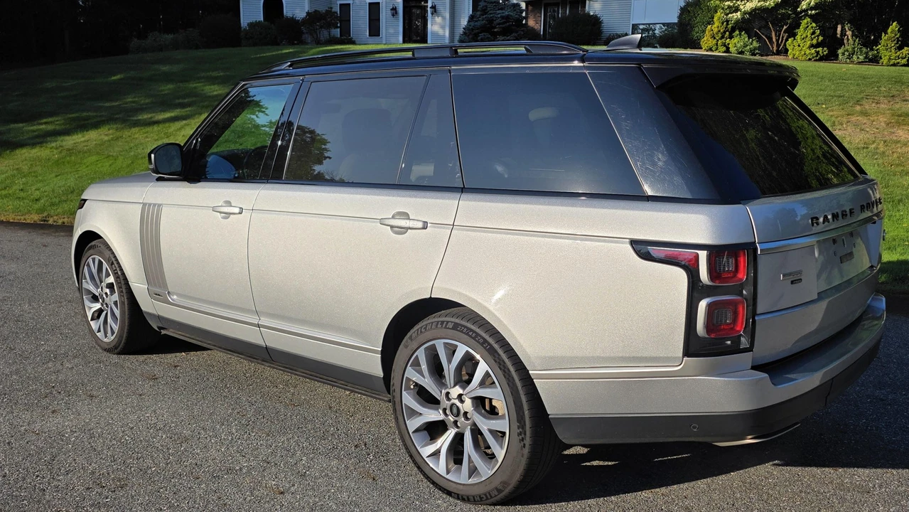 2020 Land Rover Range Rover L405 - Image 14 of 31