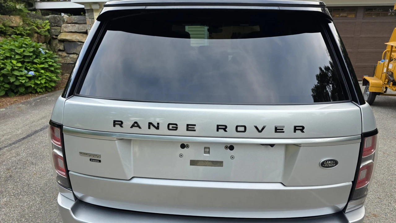 2020 Land Rover Range Rover L405 - Image 12 of 31