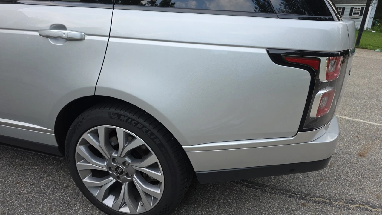 2020 Land Rover Range Rover L405 - Image 24 of 31
