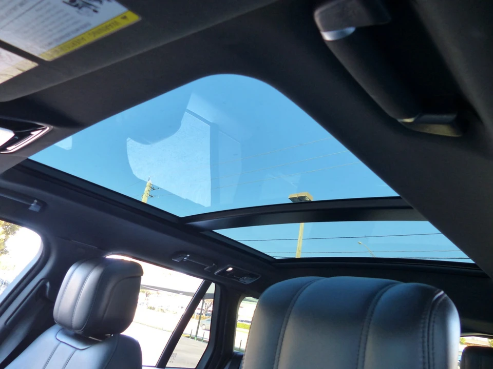 2020 Land Rover Range Rover L405 - Image 27 of 31
