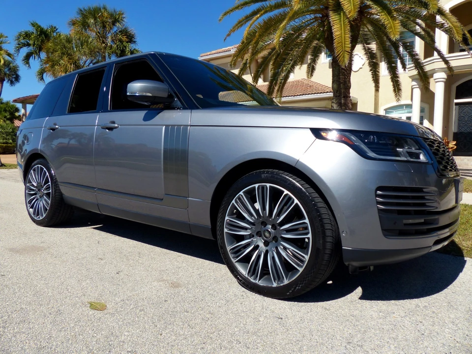 2020 Land Rover Range Rover L405 - Image 11 of 31